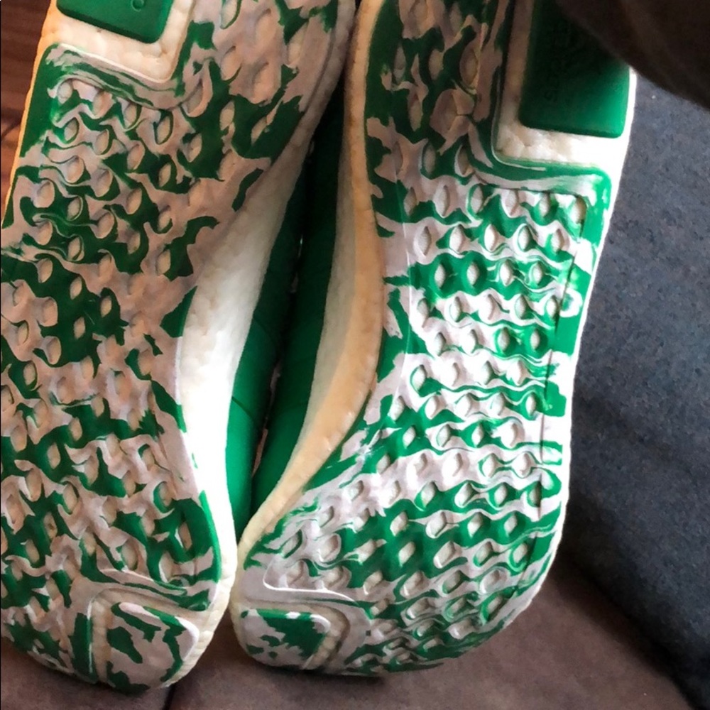 OG Adidas Boost - Picture 3 of 6